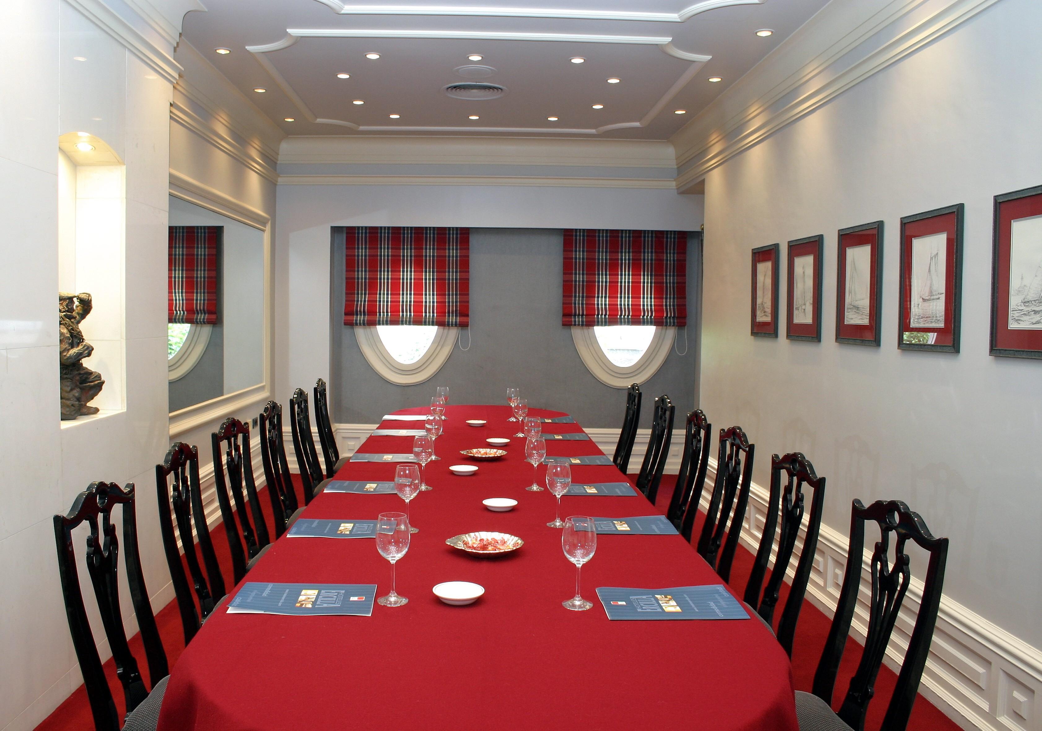 בילבאו Hotel Lopez De Haro מראה חיצוני תמונה The boardroom